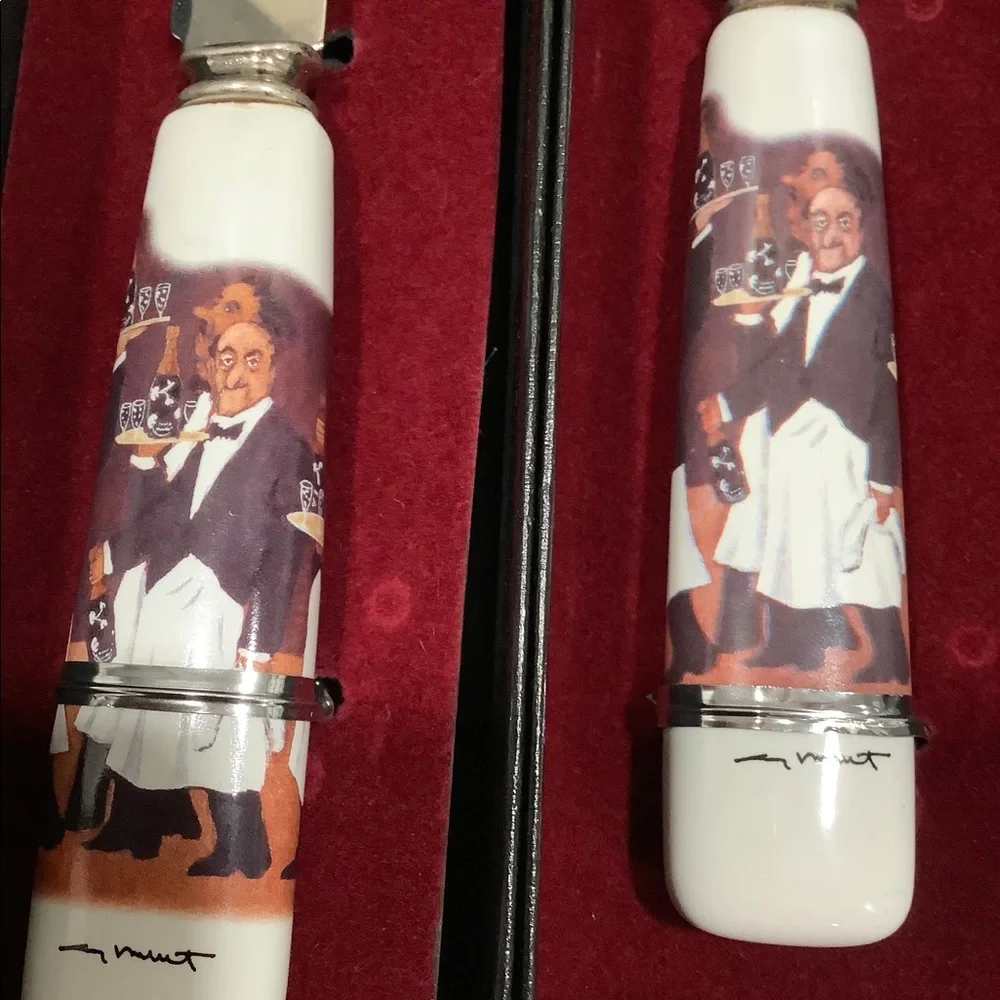 FROM DISNEY RESORTS CHEESE‎ SPREADER SET